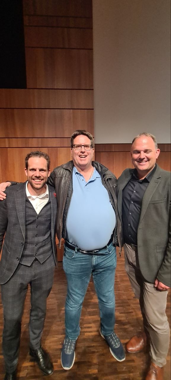 Podium heute Abend in Zürich zur 10 Mio-Initiative, mit Kantonsrat und Präsident