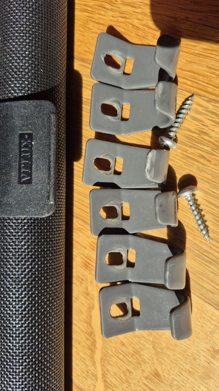 Hitzeschutz-Markisen zu verkaufen, da der Mieter letztes Jahr an allen Häuser ha